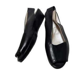 Taryn Rose Italy 38 1/2 (8.5)  Leather 2" Heel Slingback Open Toe